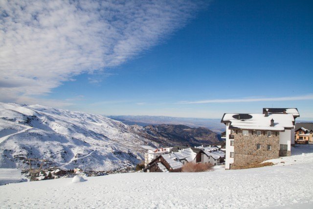 Ski-Sierra Nevada